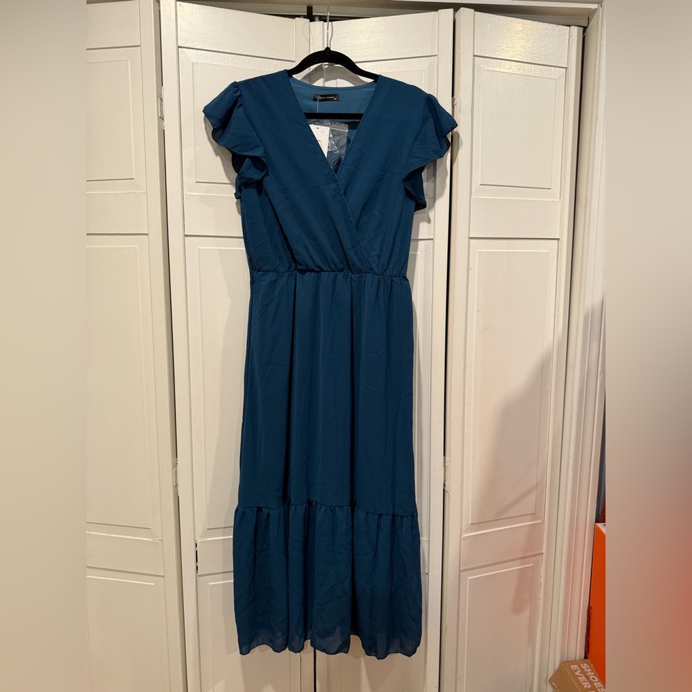 NWT maxi dress‎ size medium